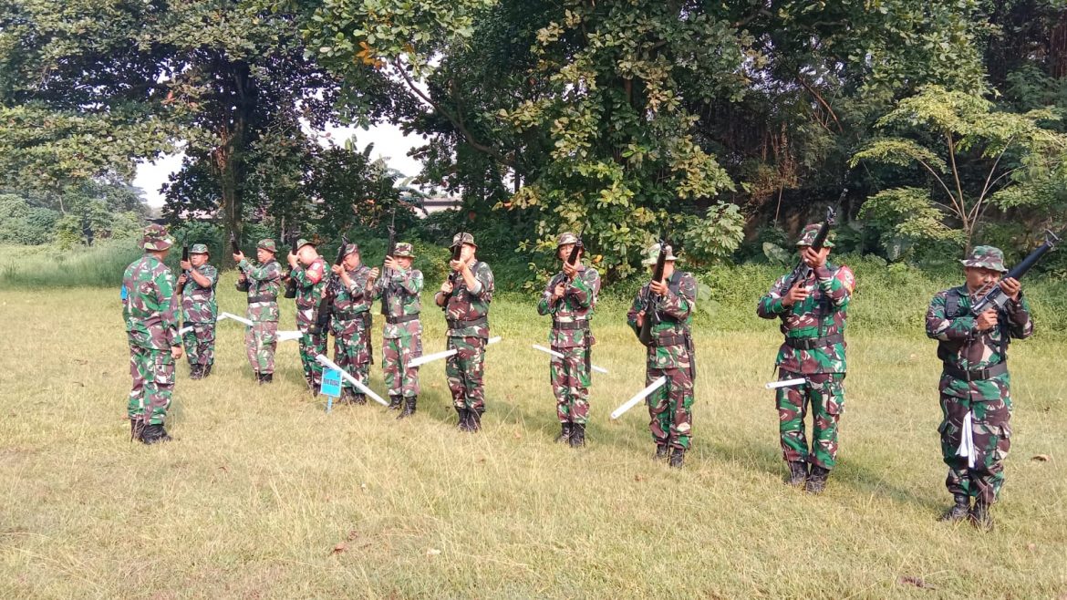 Asah Keterampilan Kodim 0506/Tgr Latih Kemampuan Menembak