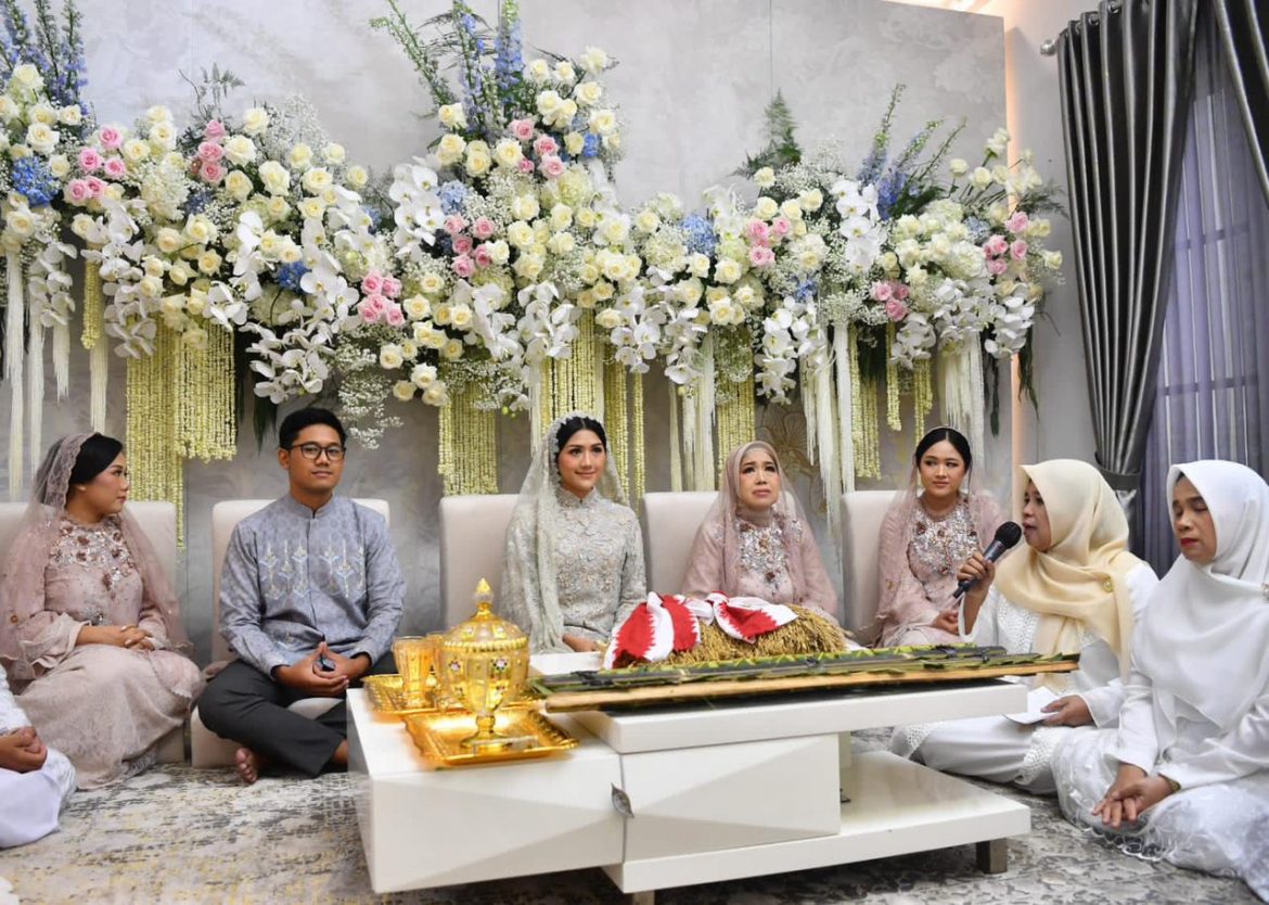 Pengajian Khataman Al-Qur’an Awali Rangkaian Pernikahan Putra Bungsu Presiden Jokowi