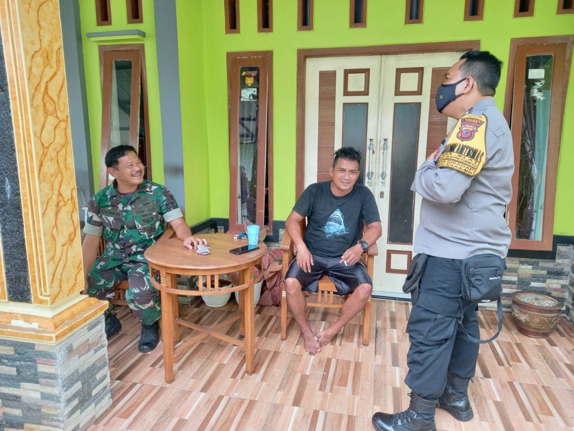 Memelihahara Harkamtibmas Personil Polsek Ciamis Sinergi Bersama Bhabinsa  Sambangi Masyarakat