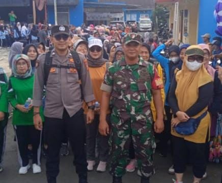 Berikan Rasa Aman Kepada Masyarakat, Personil Polsek Panawangan Diterjunkan Dalam Kegiatan Jalan Santai