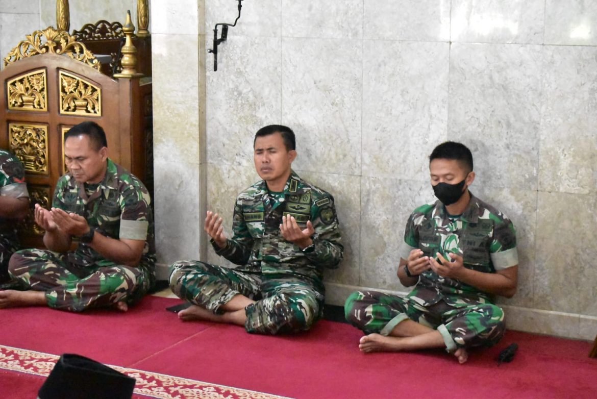 Doa Bersama Dalam Rangka Memperingati Hari Juang TNI-AD Ke-77 Tahun