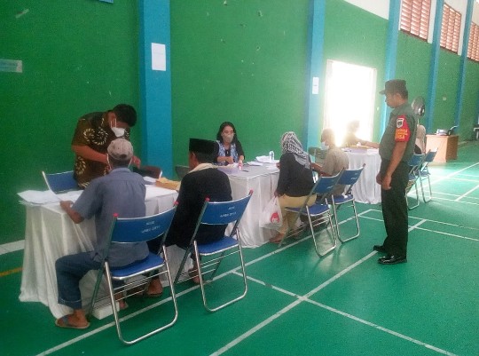 Melalui Metode Komsos, Babinsa Ajak Warga Jaga Kesehatan dan Kebersihan