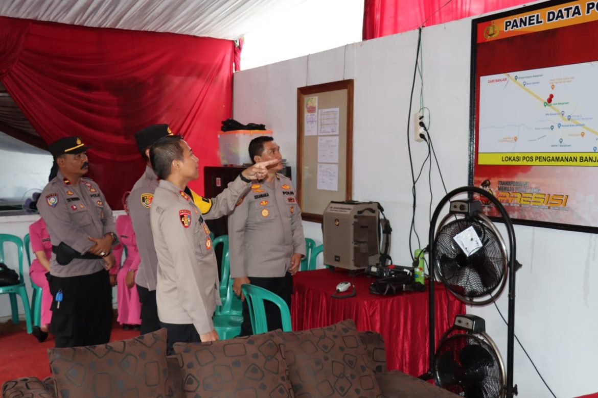 Pastikan Kesiapan Angota dan Sarpras Nataru 2023, Kapolres Ciamis Lakukan Pengecekan Pos Terpadu Ops Lilin Lodaya 2022