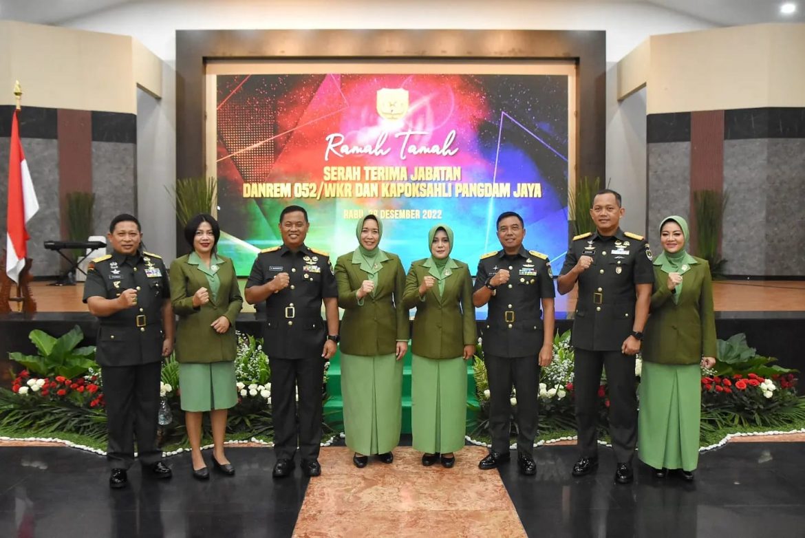 Pangdam Jaya Pimpin Sertijab Danrem 052/Wkr dan Kapoksahli Pangdam Jaya
