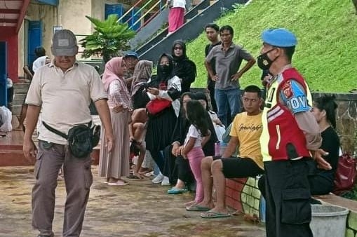 Personil Polsek Cipaku Monitoring Obyek Wisata  Bertujuan Memberikan Rasa Aman Bagi Pengunjung