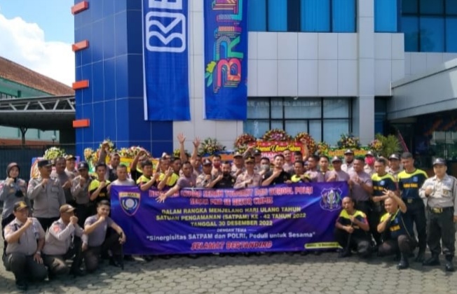 Sinergitas Satpam dan Polri: Rayakan HUT Satpam Ke-42  Personil Polsek Ciamis Hadiri Lomba Senam dan Borgol