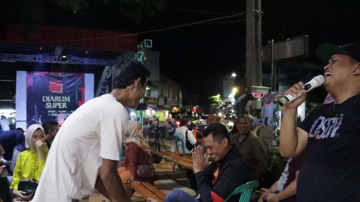 Dampak Positif ‘Nongkrong Bareng’ Live Music, PKL: Alhamdulillah Penjualan Naik