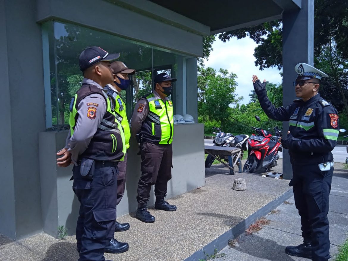 Di Awal Tahun 2023, Anggota Polri Terus Genjot Pembinaan Dan Penyuluhan Kamseltibcarlantas