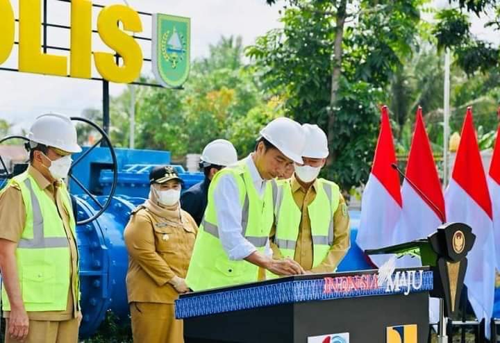 Presiden Jokowi Resmikan SPAM Durolis di Kabupaten Rokan Hilir