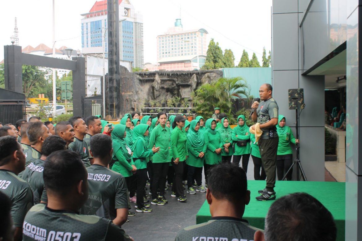 Jaga Kebugaran Tubuh, Kodim 0503/JB Gelar Olahraga Bersama