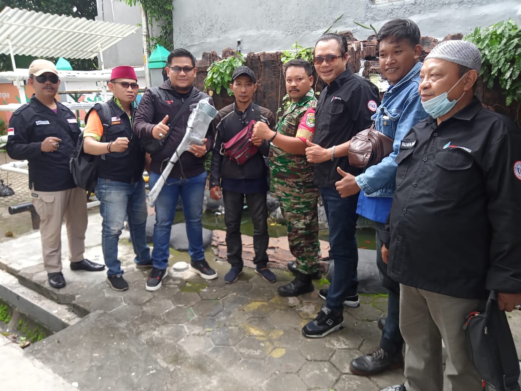 Sambangi Kediaman Ismail Fahmi, FWJI Korwil Jakarta Barat Minta Pemerintah Perhatikan Penyandang Disabilitas