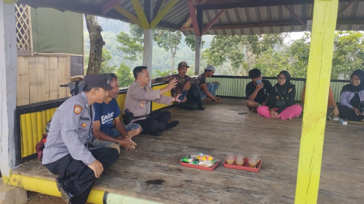 Jum’at Curhat Polsek Panjalu: Gelar Pertemuan Bersama Warga, Keluhan Pelayanan dan Aspirasi Banyak Disampaikan Masyarakat Pada Polri