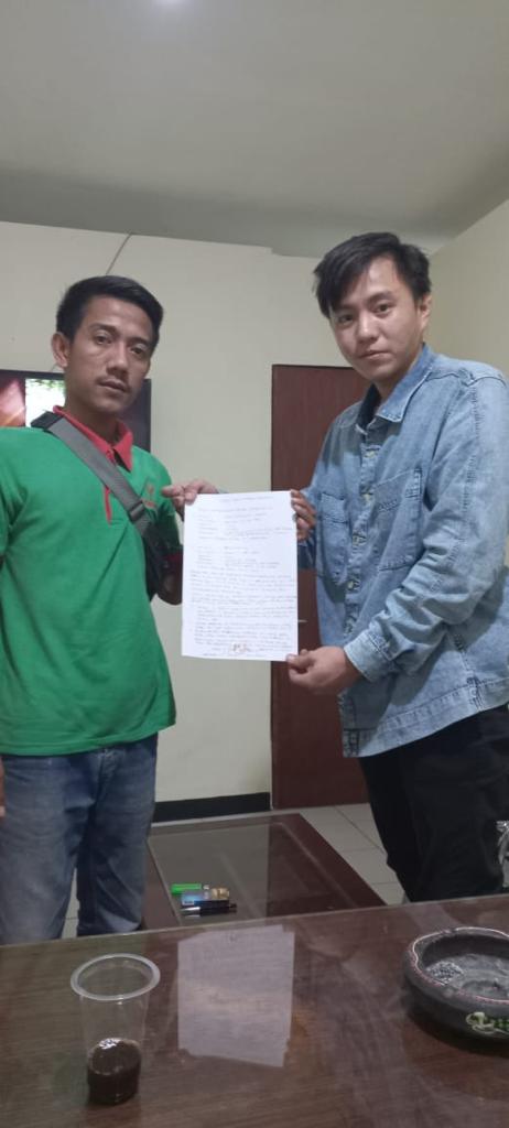 Aksi Koboi Pengendara Acungkan Senjata Airsoft Gun di Jalur Puncak, Berakhir Secara Kekeluargaan