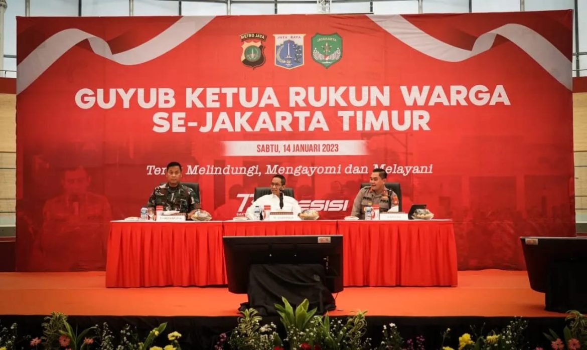 Pertemuan Pangdam Jaya bersama Kapolda Metro Jaya dengan para Ketua RW se Jakarta Timur
