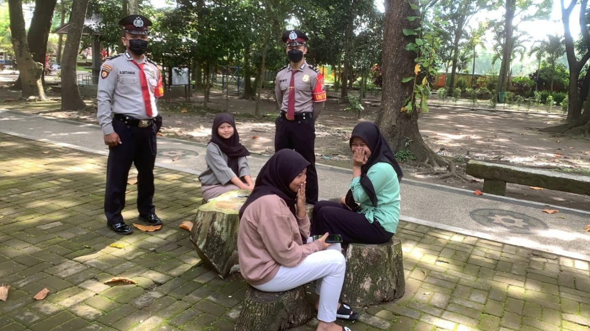 PATROLI OBVIT OBYEK WISATA RTH WLINGI