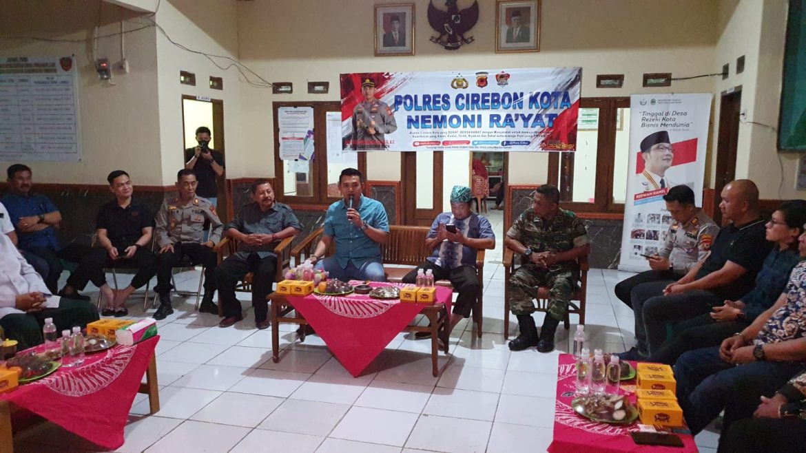 Polisi Tampil Membawa Senyum Bahagia Dalam Nemoni Ra’yat