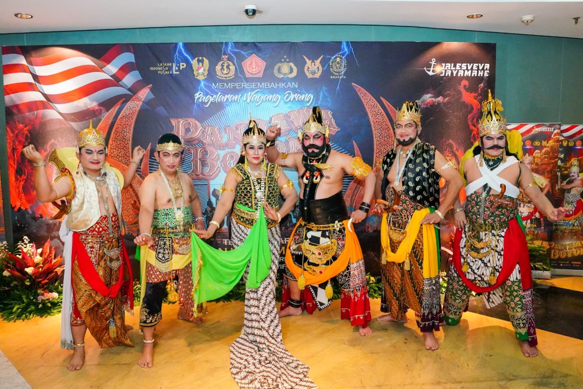 Panglima, Kapolri dan Kepala Staf Main Wayang Orang: Lestarikan Budaya hingga Perkokoh Sinergitas TNI-Polri