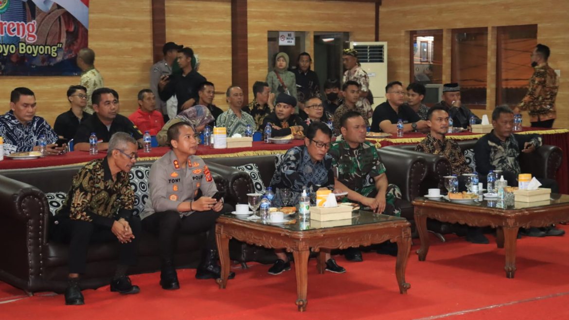 Kapolres Bersama Forkopimda Ciamis Nobar Wayang Orang Pandowo Boyong