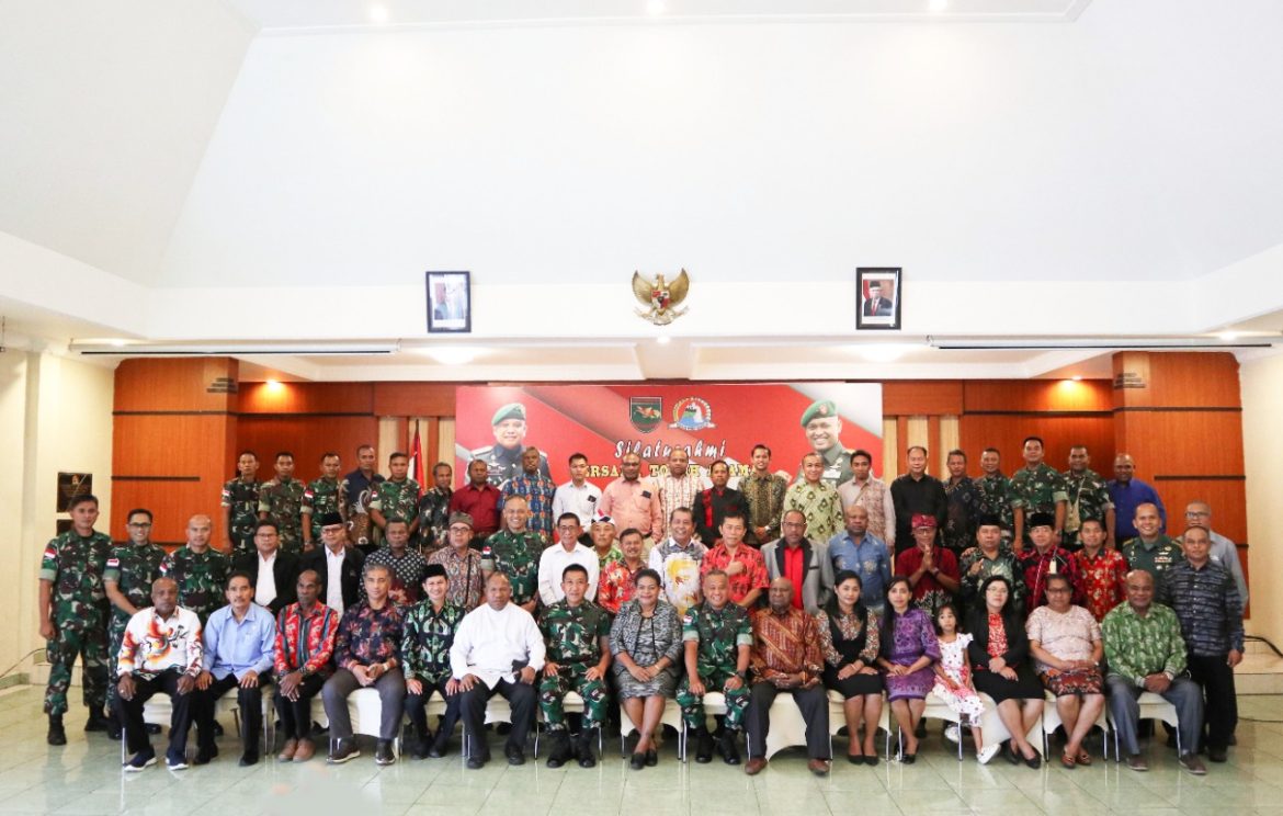 Silaturahmi Bersama Para Tokoh Agama Di Korem 172/PWY Untuk Wujudkan Papua Aman Dan Damai
