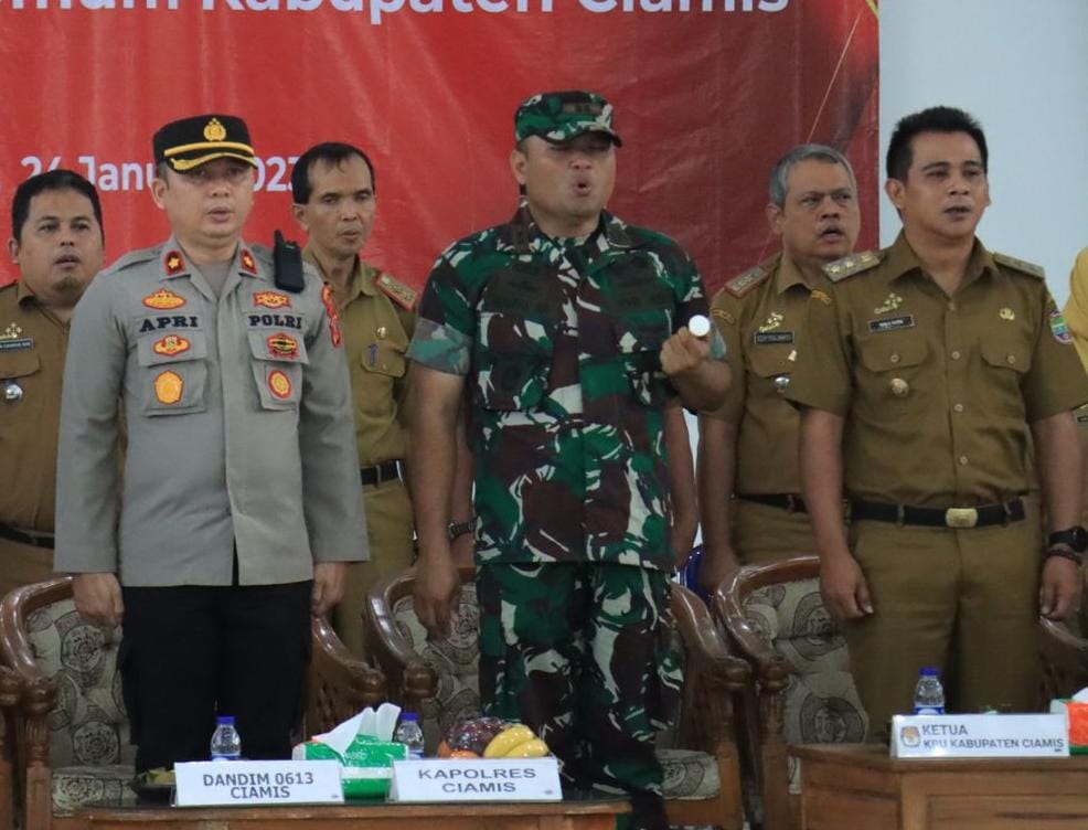 Wakapolres Ciamis Hadiri Pelantikan Anggota PPS Kab. Ciamis Pada Pemilu 2024