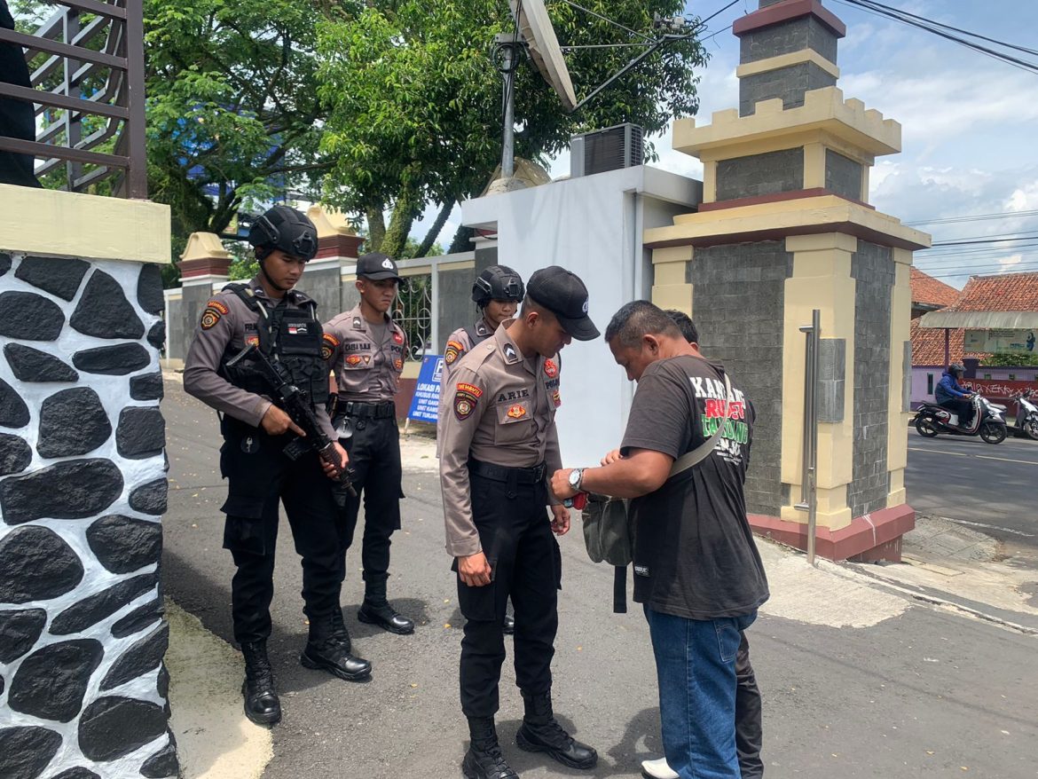 Satuan Samapta Polres Ciamis Siaga Jaga di Pos Pengamanan Makopolres