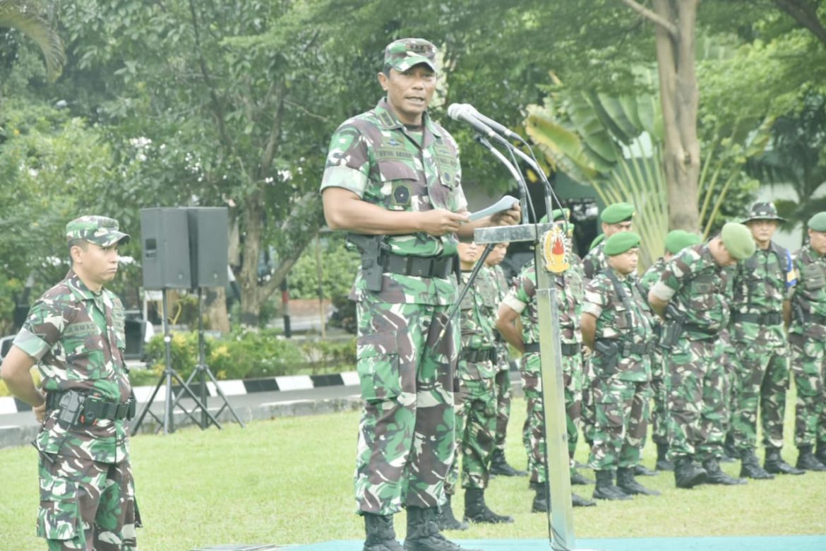 Danrindam Jaya Resmi Buka Latihan Berganda Siswa Dikmaba TNI AD TA. 2022.