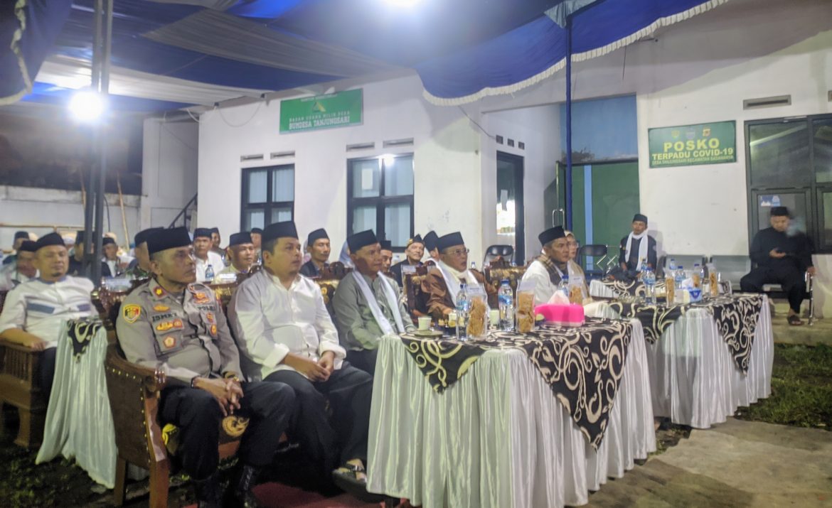 Hadiri Peringatan Isra dan Mi’raj: Kapolsek Ciamis Ajak Masyarakat Untuk Meneladani Nabi Muhamad SAW