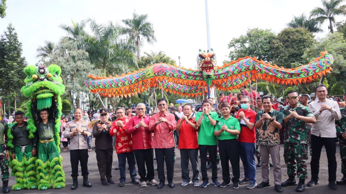 Bupati Herdiat Sebut Kirab Budaya Imlek Merupakan Sebuah Perwujudan dari Toleransi