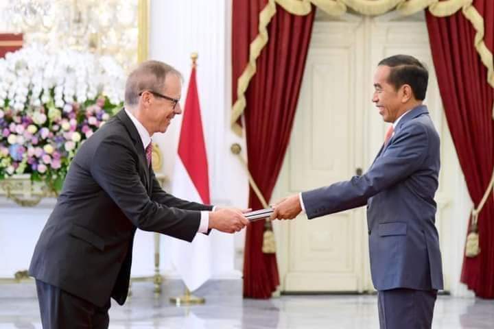 •Presiden Jokowi Terima Surat Kepercayaan Sebelas Duta Besar Negara Sahabat•