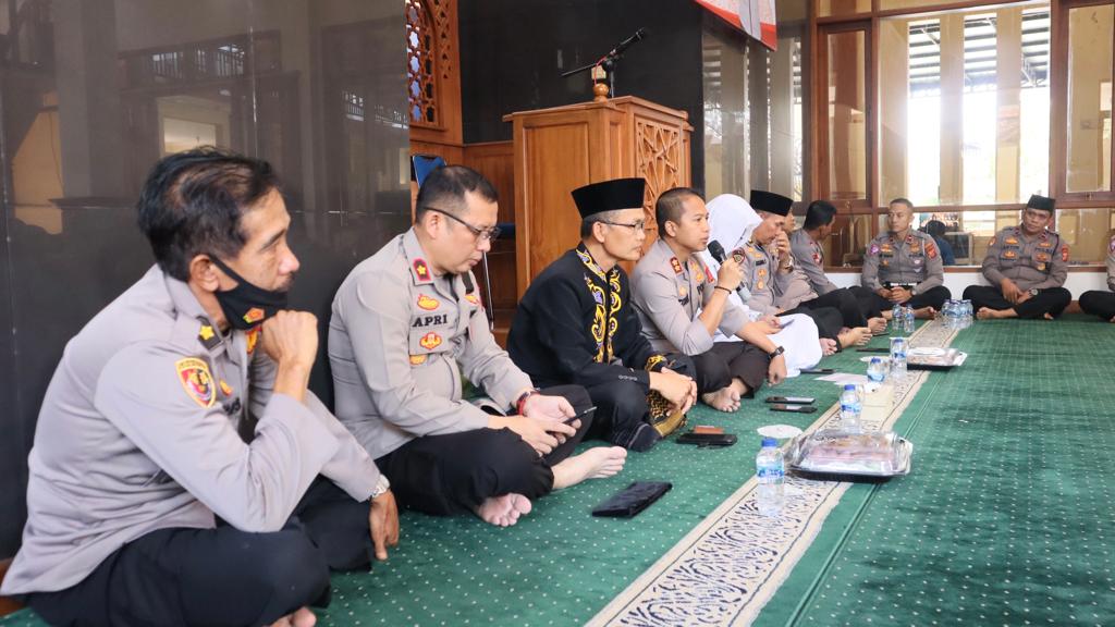 Polres Ciamis Gelar Peringatan Isra Mi’raj Nabi Muhammad SAW 1444 H di Masjid Al Hidayah