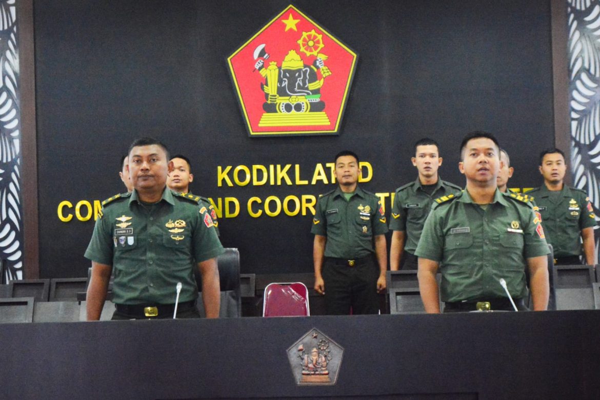Kodiklatad Ikuti Webinar Kesehatan Tentang Peduli Kanker Prostat di Command And Coordinatin Center