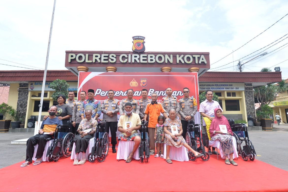 Kapolda Jabar Ajak Personel Polres Cirebon Kota Menjadi Polisi Penolong