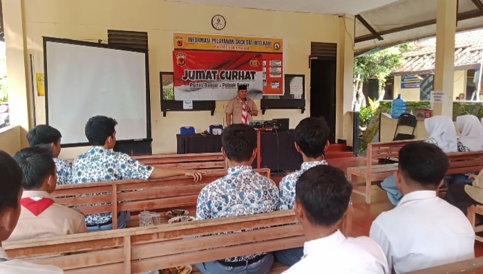 Jum’at Curhat: Polsek Banjar Bersama Saka Bhayangkara Ranting Banjar