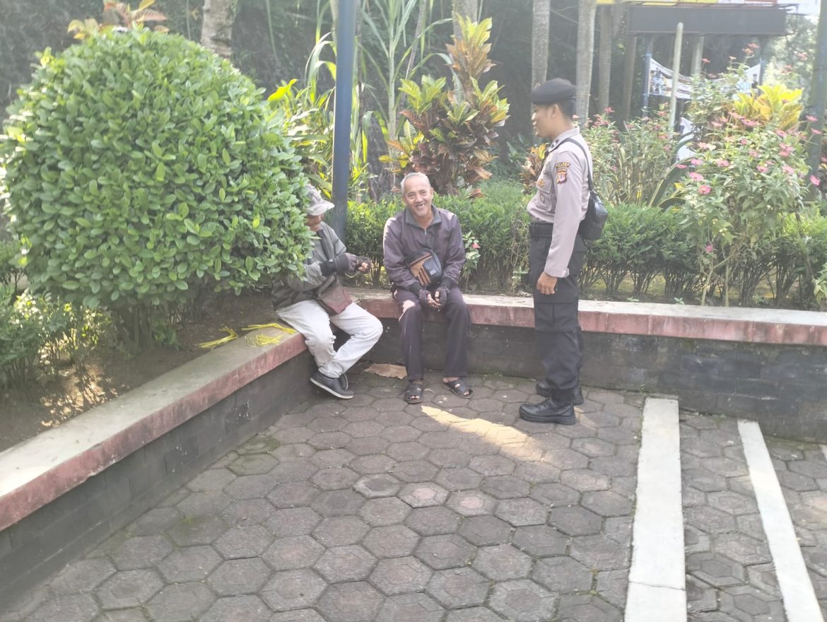 Jaga Kamtibmas Kondusif jelang Ramadhan, unit Patroli Polsek Purwaharja intensifkan Patroli Dialogis