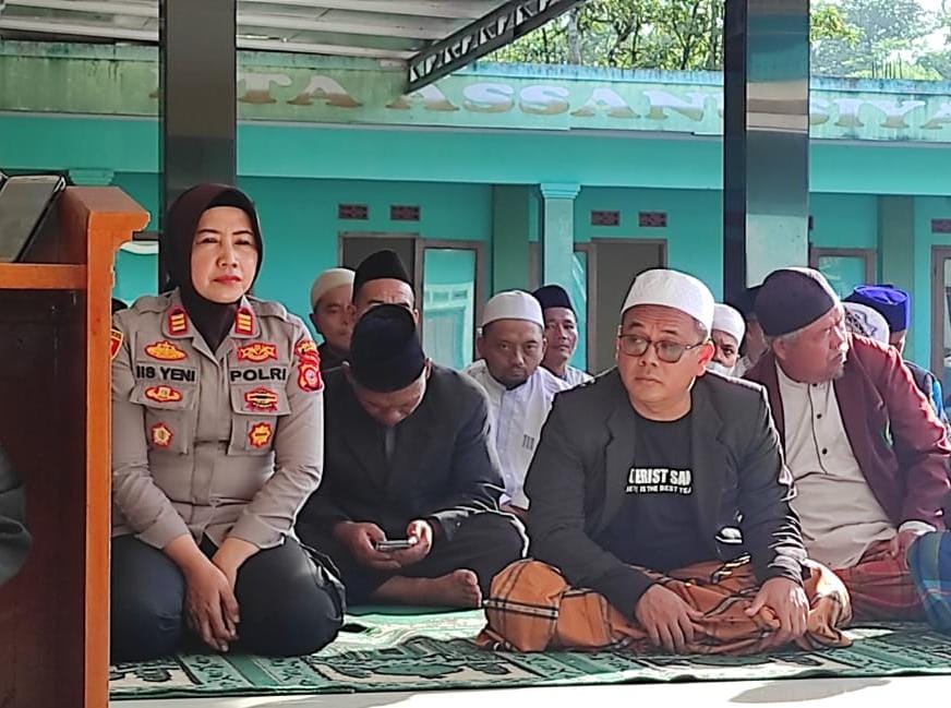 Safari Ramadan 1444 H, Kapolsek Rajadesa Bersama Forkopimcam Silaturahmi di Masjid Al Huda