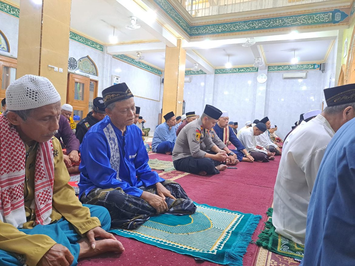 Kapolsek Tanjung Duren Jakarta Barat Menggencarkan Kegiatan Subuh Keliling