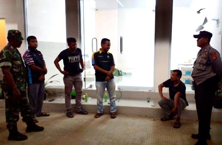 Berikan Rasa Nyaman Saat Malam di Bulan Ramadan, Polsek Lakbok Patroli Biru hingga ke Pemukiman Warga