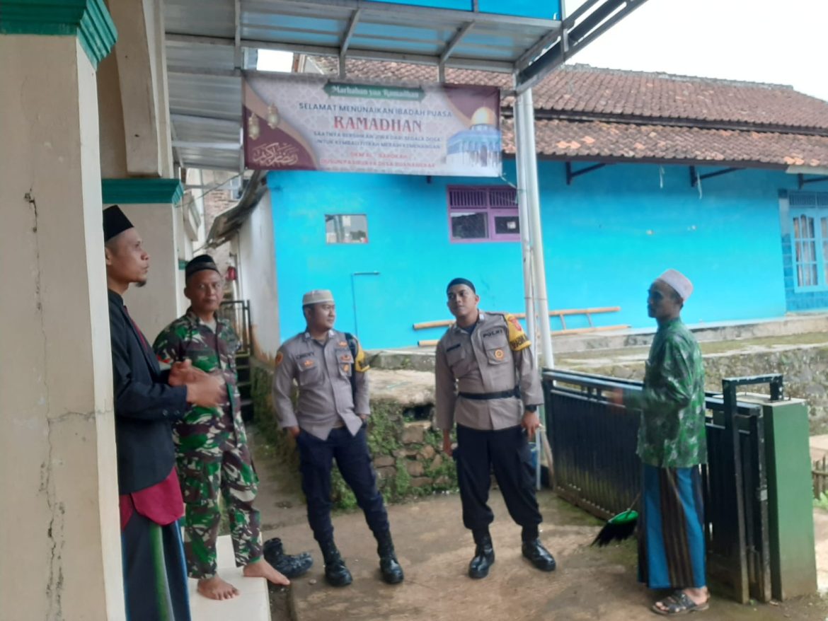 Polsek Panumbangan Polres Ciamis: Silaturahmi Kepada Warga dan Berikan Himbauan Kamtibams