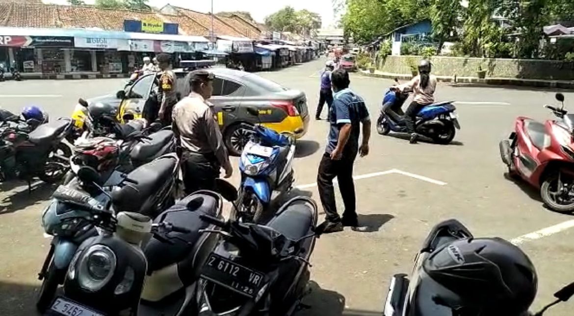 Tingkatkan Kewaspadaan Warga Saat Ramadhan, Samapta Polres Ciamis Sampaikan Himbauan Kamtibmas