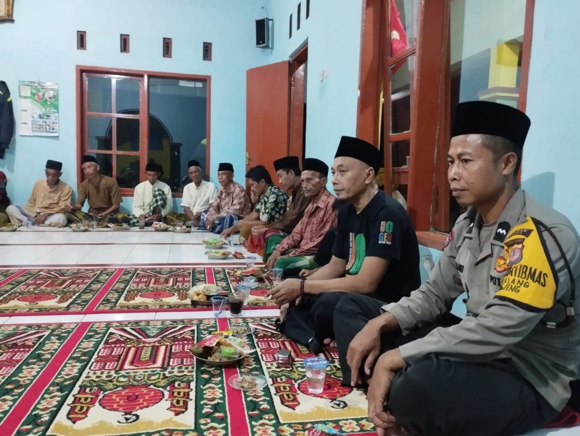 Polsek Cijeungjing laksanakan safari Ramadan, Imbau Saling Menjaga Keamanan dan Kenyamanan