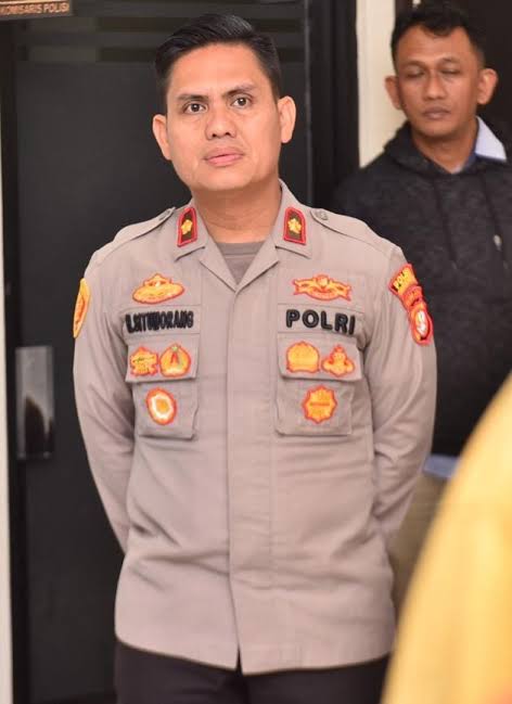 Respon Cepat Kompol Hasoloan Saat Mendapat Laporan Kemacetan Di Cengkareng