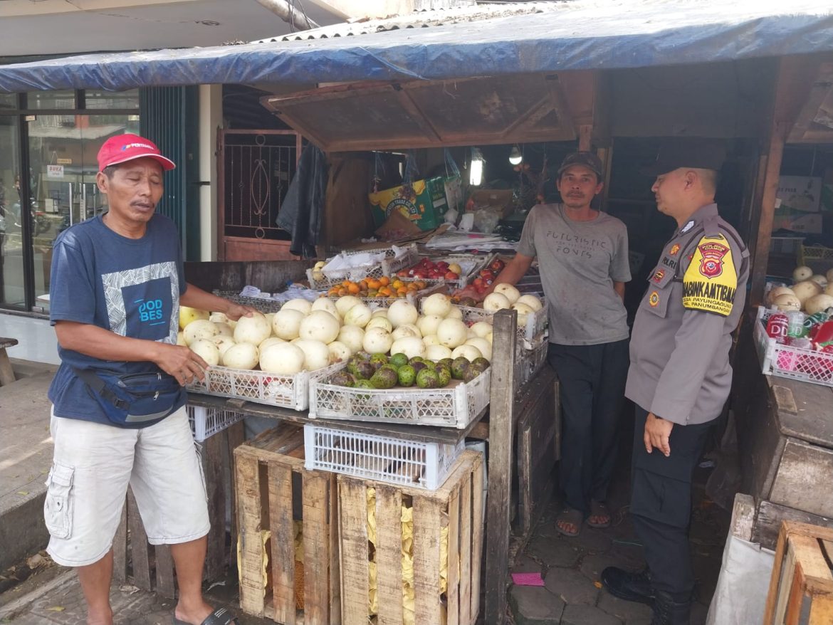 Melalui Polsek Panumbangan, Kapolres Ciamis Berikan Himbauan Pada Pedagang Pasar Panumbangan