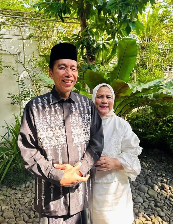 Hari Lebaran, Presiden Jokowi Silaturahmi dengan Wapres via Panggilan Video