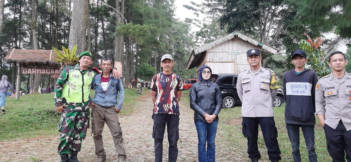 Berikan Rasa Aman, Polres Ciamis Patroli Obwis Hutan Pinus Saat Libur Lebaran 2023