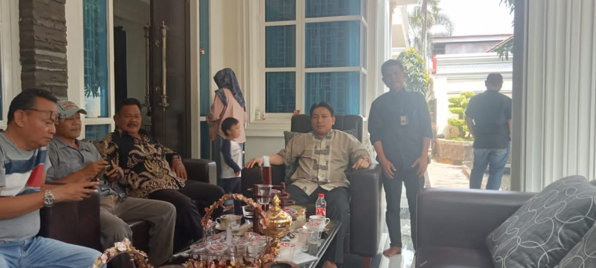 Jalin Silahturahmi  lebaran Idul Fitri di Kediaman Ketua DPRD Kabupaten Bekasi