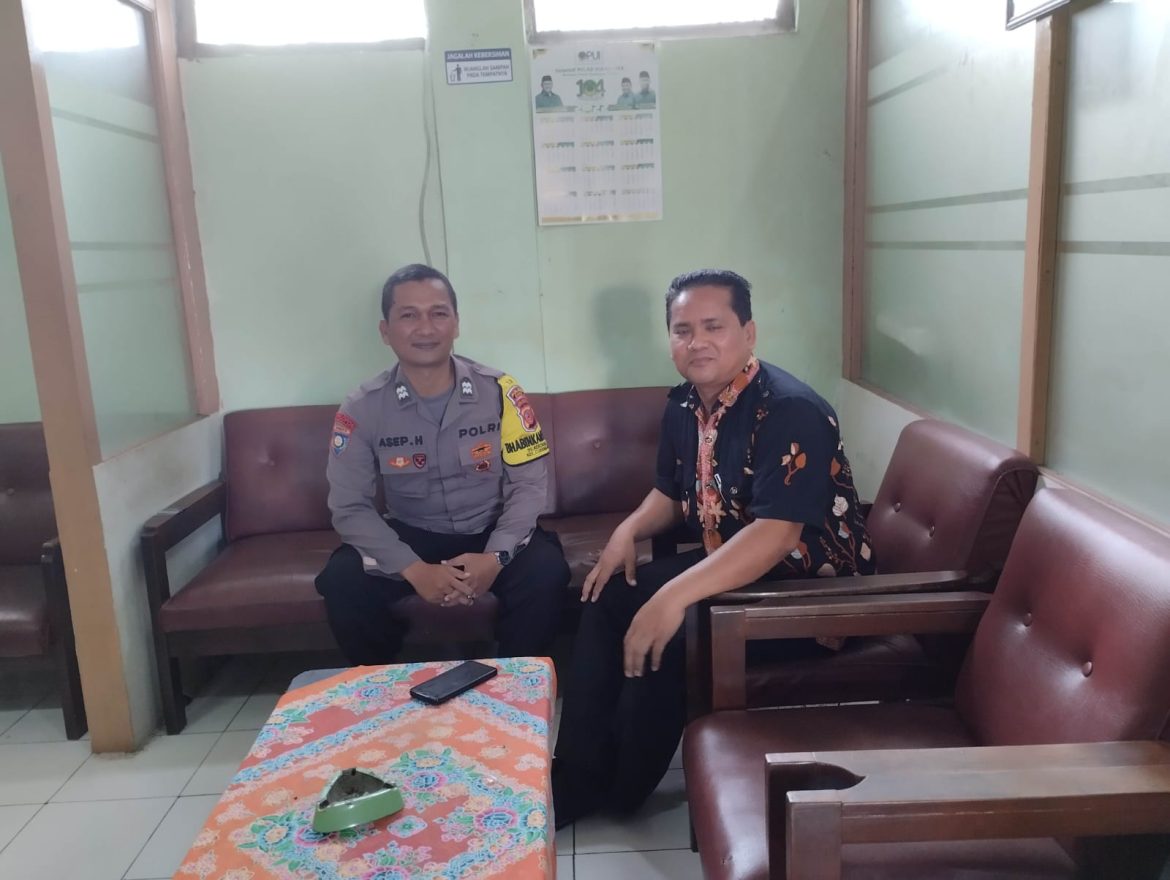 Polsek Ciamis Monitoring Kelulusan Sekolah MAN 3 Cijantung dan MA PUI Cijantung Antisipasi Gangguan Kamtibmas