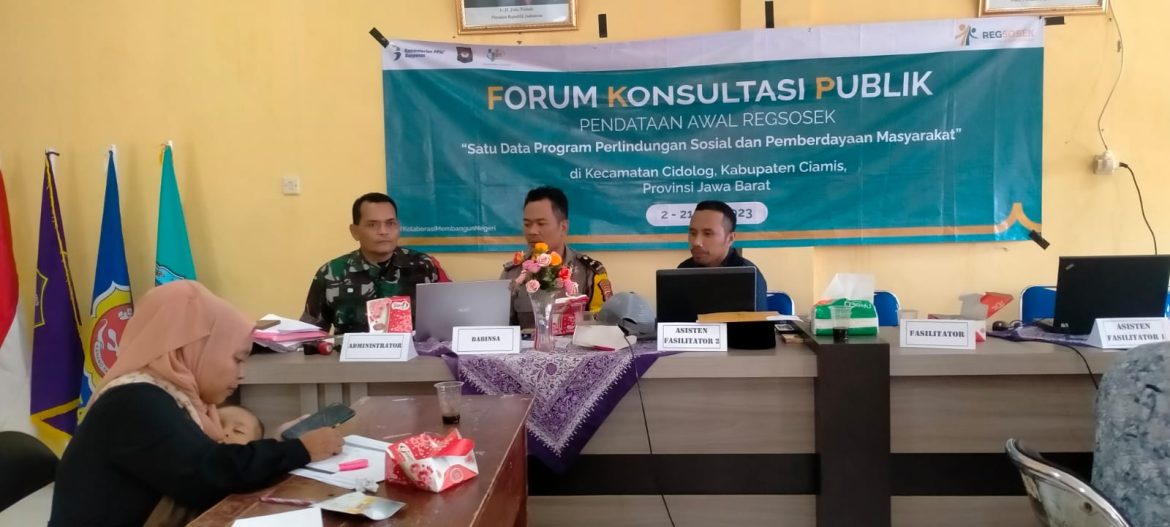 Polsek Cimaragas Giat FKP Dalam Rangka Pendataan Awal Regsosek di Desa Cidolog