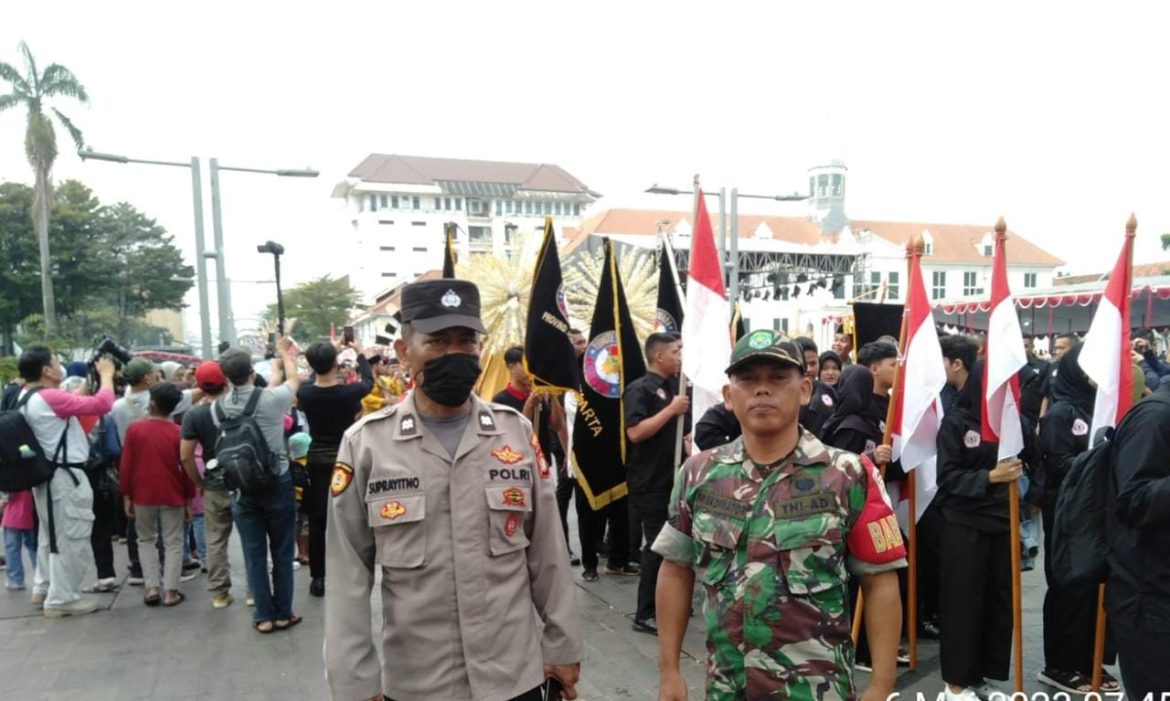 Komite Seni Budaya Nasional, 5 Personil Koramil 01/Tamansari Gelar Pengamanan