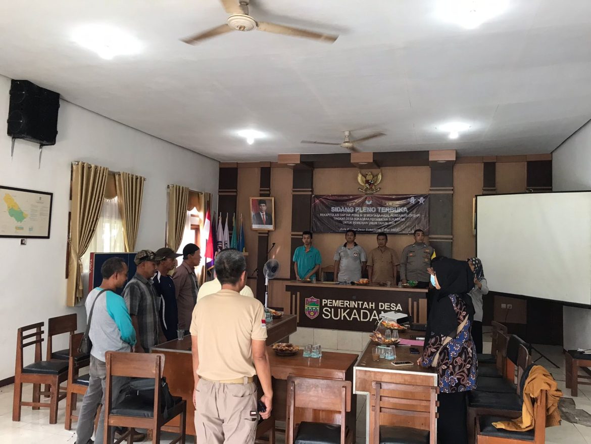 Berikan Rasa Aman dan Nyaman, Polsek Sukadana Monitoring Sidang Pleno Terbuka untuk Pemilu 2024