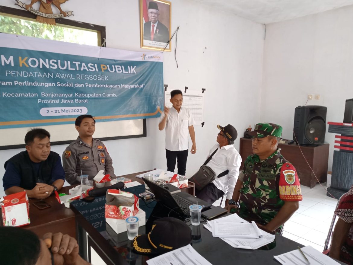 Sampaikan Himbauam Kamtibmas, Polsek Banjarsari Polres Ciamis Hadiri Rapat FKP di Desa Kayamukti